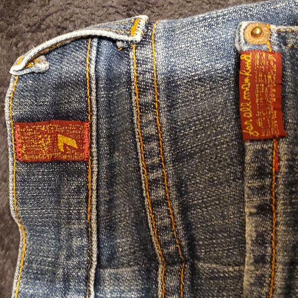 Jeans - Picture 7 of 8